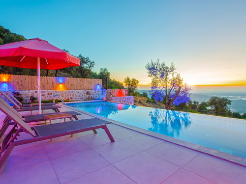  gece  -  Kasım
  | Kalkan Yeşilköy Villa (4 Kişilik, Özel Havuzlu, Doğa İçinde, Jakuzili Seçenekli)